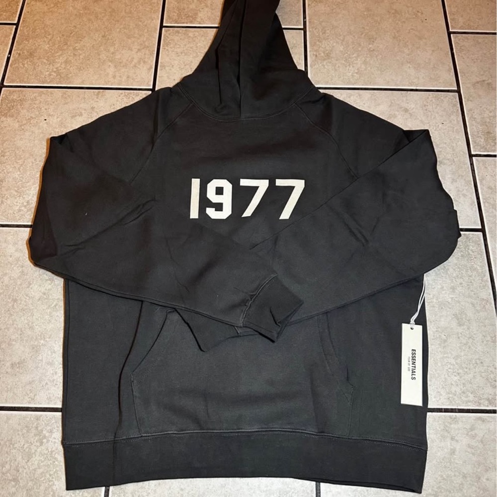 NWT Essentials Fear Of God Iron 1977 Hoodie Size Large NEW